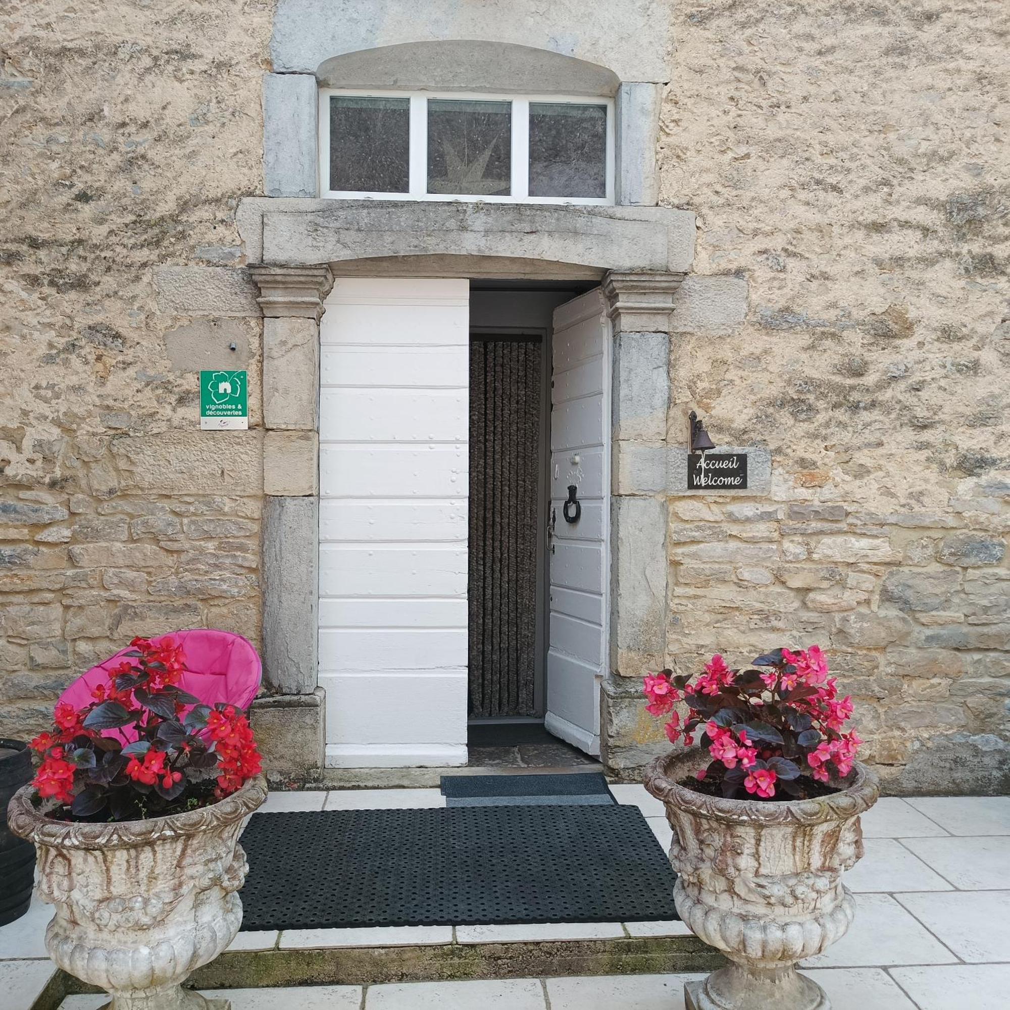 Maison D'Eusebia Шато-Шалон Экстерьер фото